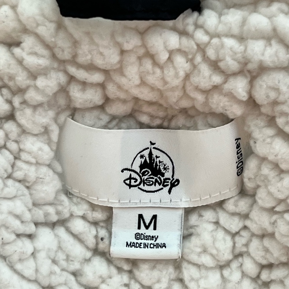 Disney women’s black Quilted Puffer Jacket - Picture 6 of 7